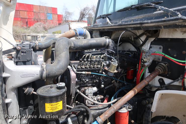 image for item DF3647 1998 Freightliner FL70 dump truck