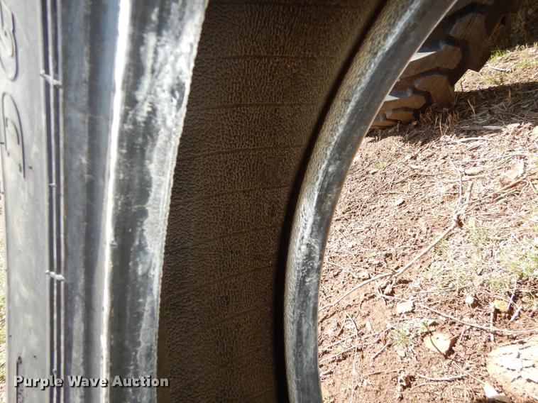 image for item DN9462 (4) Deestone 13.00-24 tires