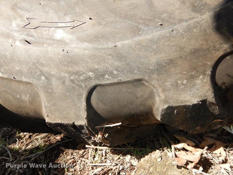 image for item DN9462 (4) Deestone 13.00-24 tires