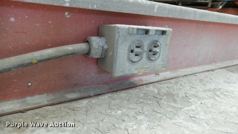 image for item DP9558 2002 JLG 3246E2 scissor lift