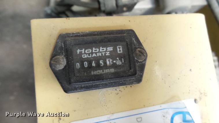 image for item DP9558 2002 JLG 3246E2 scissor lift