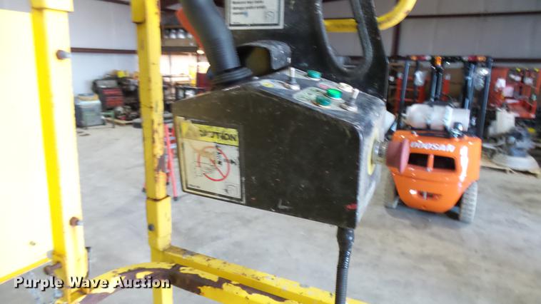 image for item DP9570 2001 Haulotte 2746E scissor lift
