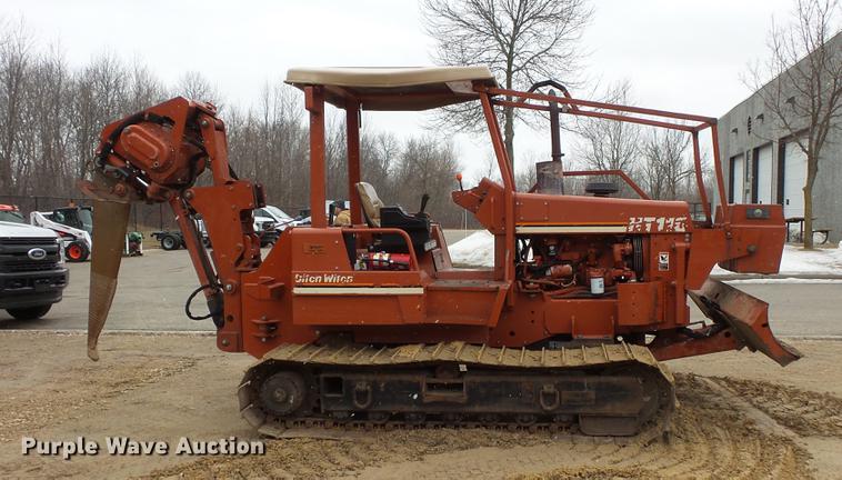 image for item DV9682 Ditch Witch HT110 cable plow