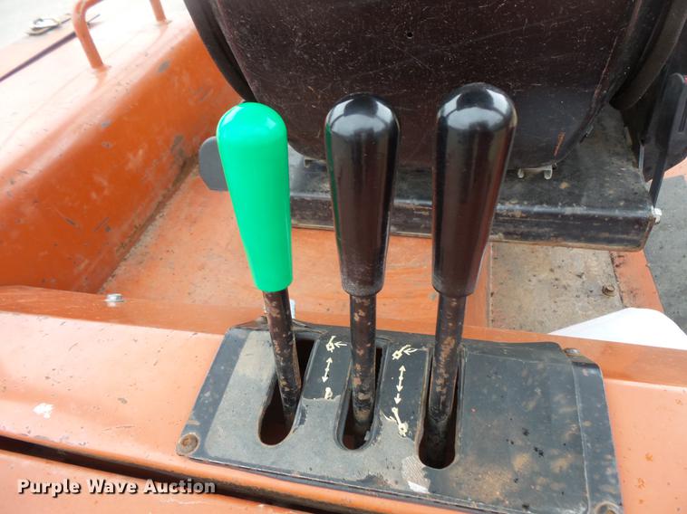 image for item DV9682 Ditch Witch HT110 cable plow