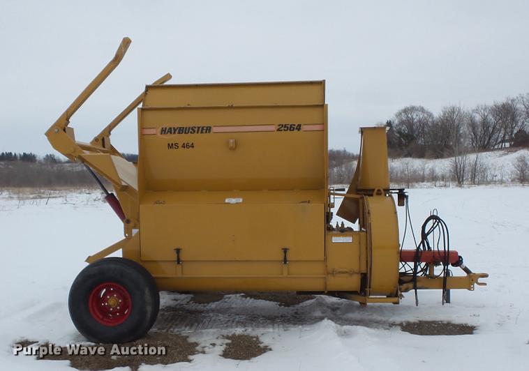 image for item DW9650 HayBuster 2564 bale processor