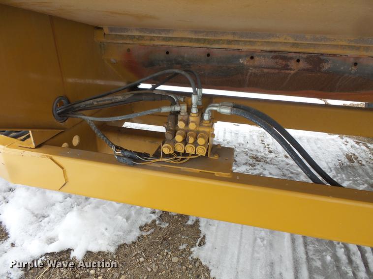 image for item DW9650 HayBuster 2564 bale processor