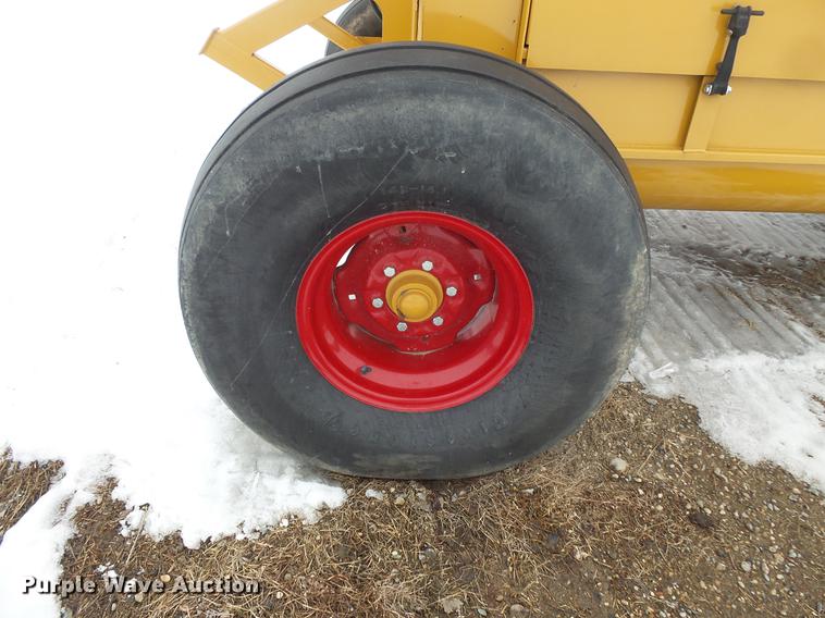 image for item DW9650 HayBuster 2564 bale processor