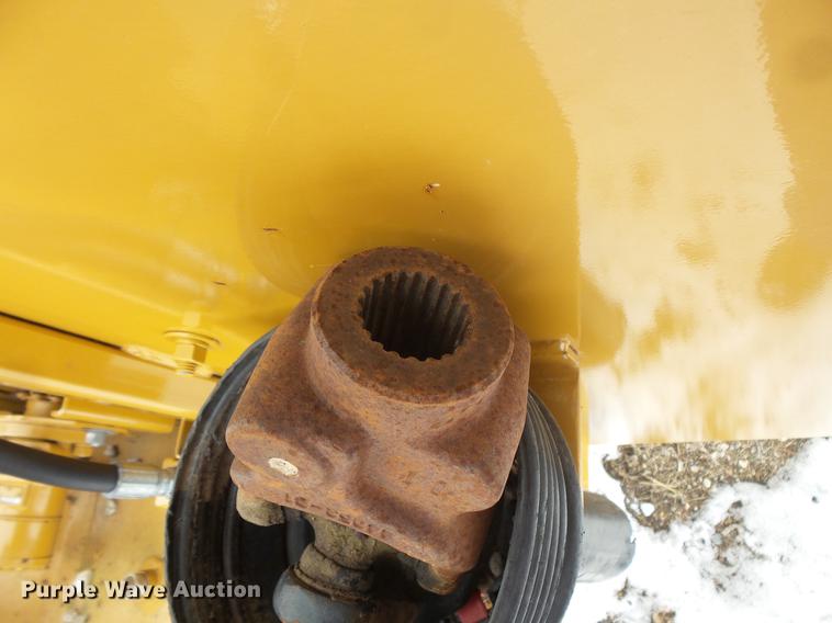 image for item DW9650 HayBuster 2564 bale processor