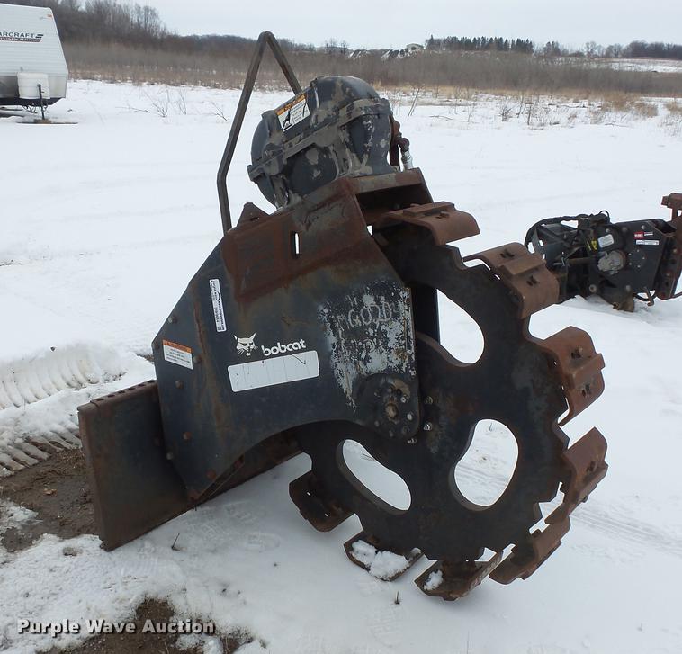 image for item DW9654 Bobcat vibratory trench compactor
