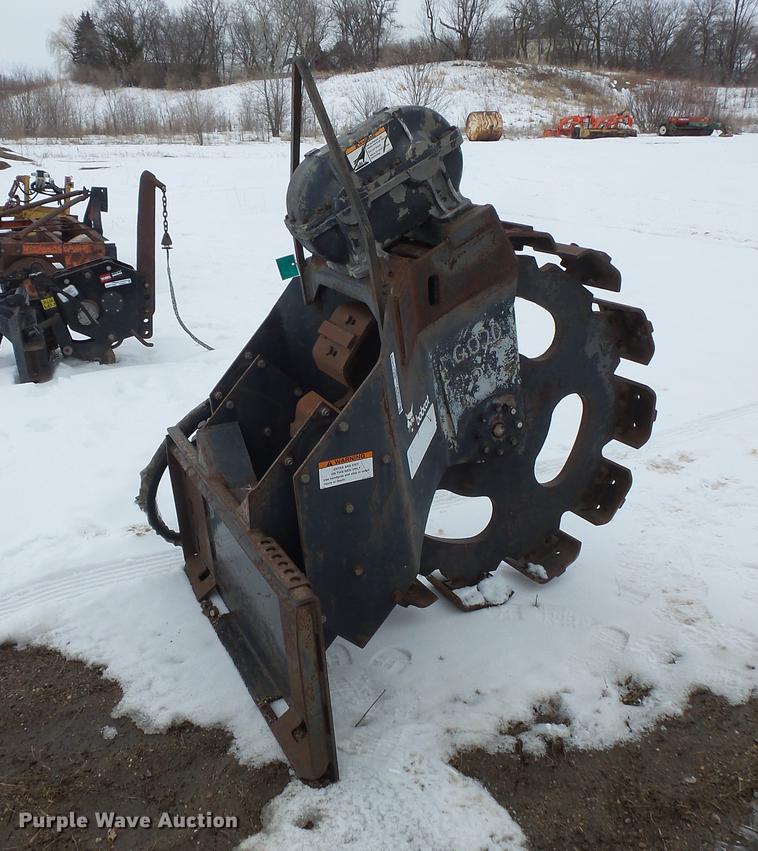 image for item DW9654 Bobcat vibratory trench compactor