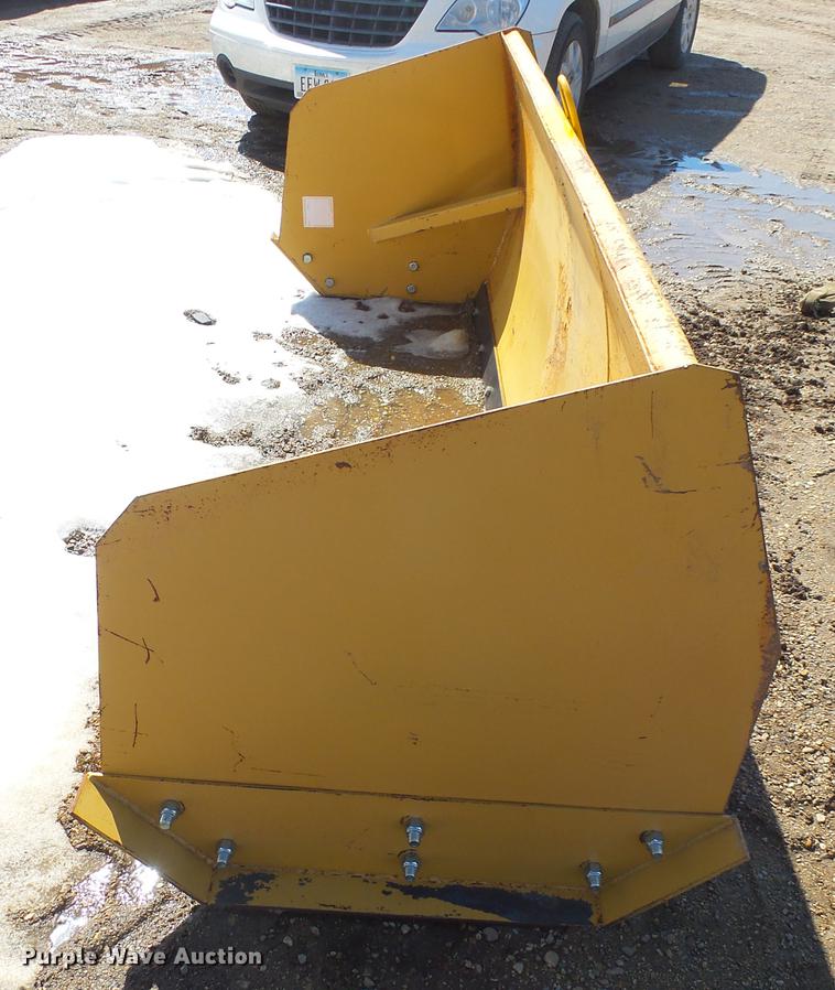 image for item DX9078 Snow pusher