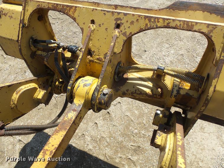 image for item DX9079 2005 Caterpillar 904B wheel loader