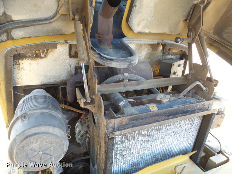 image for item DX9079 2005 Caterpillar 904B wheel loader