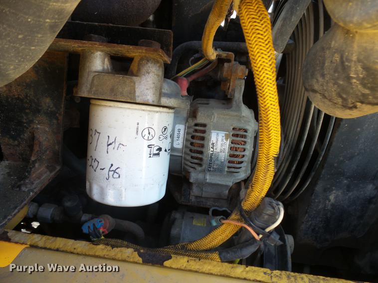 image for item DX9079 2005 Caterpillar 904B wheel loader