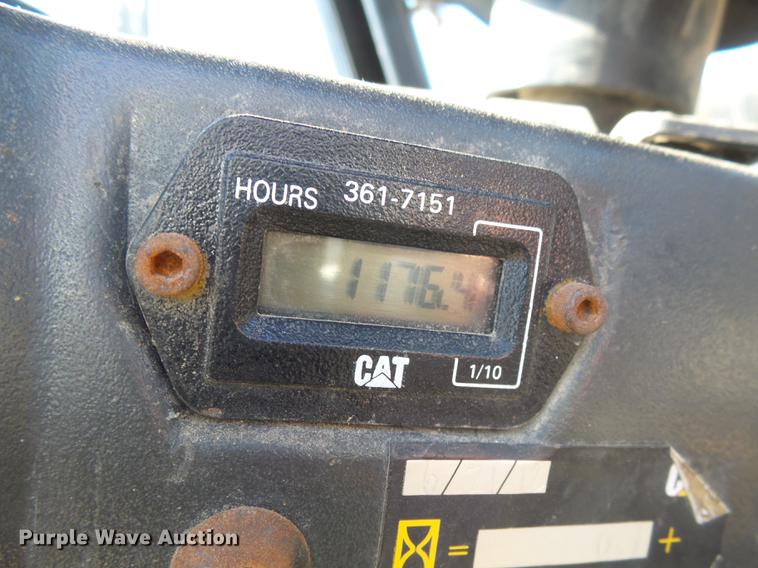 image for item DX9079 2005 Caterpillar 904B wheel loader