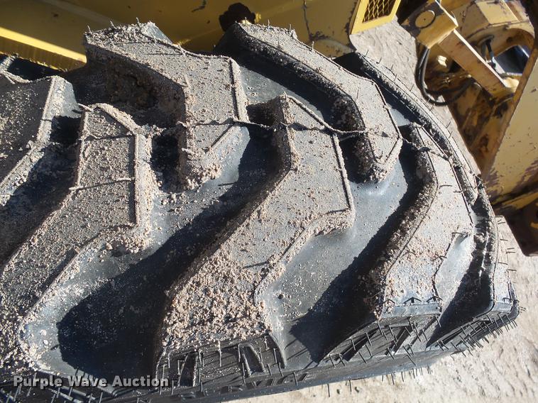 image for item DX9079 2005 Caterpillar 904B wheel loader