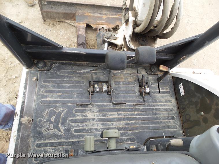 image for item DZ9286 2007 Bobcat 331G mini excavator