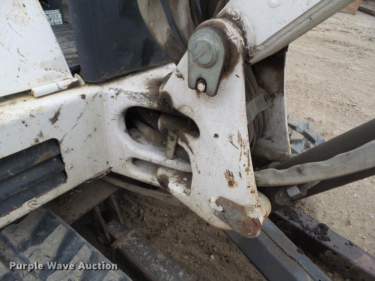 image for item DZ9286 2007 Bobcat 331G mini excavator