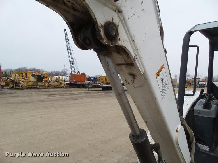 image for item DZ9286 2007 Bobcat 331G mini excavator
