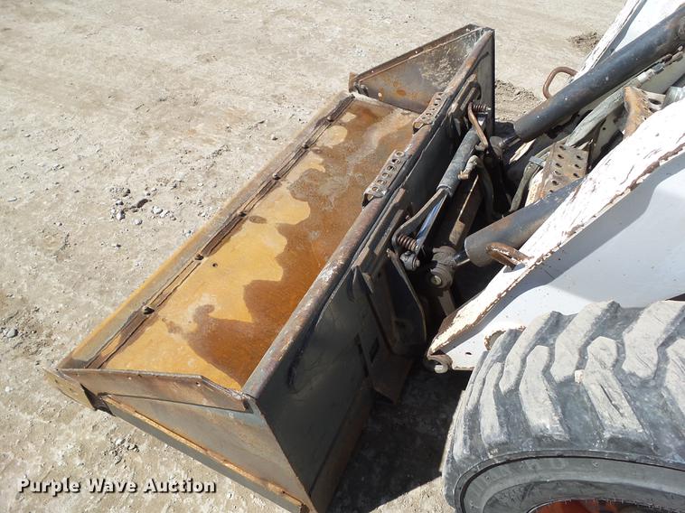 image for item DZ9287 2007 Bobcat S250 skid steer