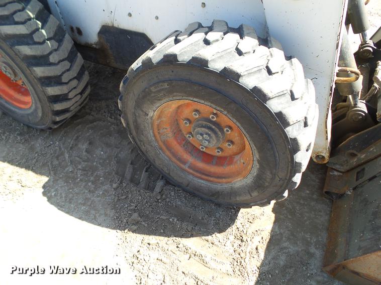 image for item DZ9287 2007 Bobcat S250 skid steer