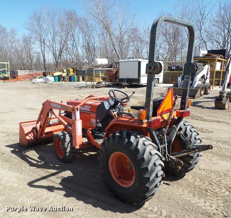 image for item DZ9288 Kubota B2910 MFWD tractor