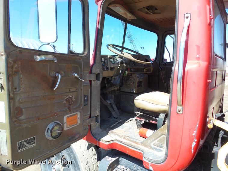 image for item DZ9289 1985 Mack DM600 dump truck