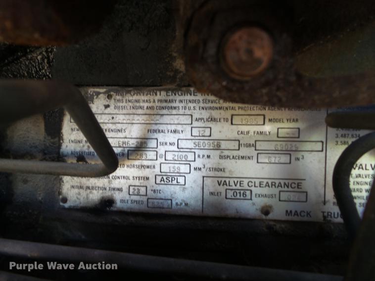 image for item DZ9289 1985 Mack DM600 dump truck