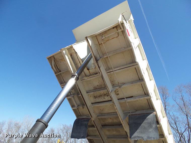 image for item DZ9290 1985 Mack DM600 dump truck