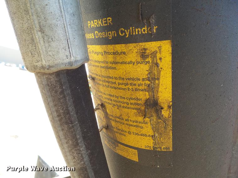 image for item DZ9290 1985 Mack DM600 dump truck