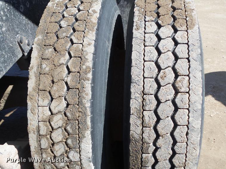 image for item DZ9290 1985 Mack DM600 dump truck