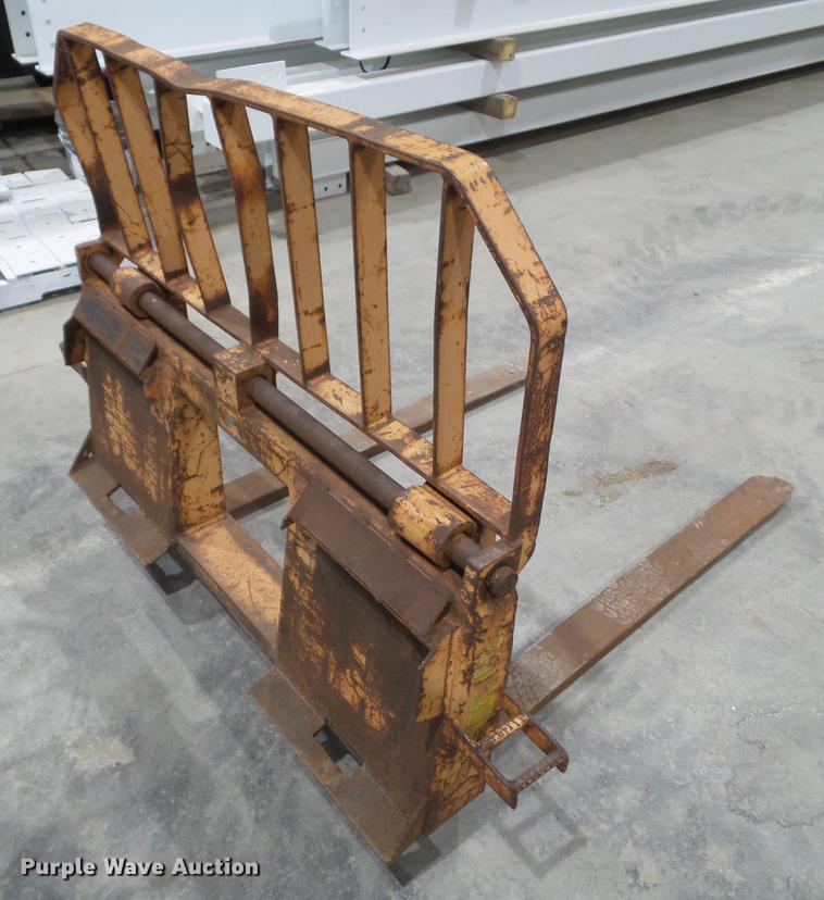 image for item DZ9294 46" skid steer pallet forks