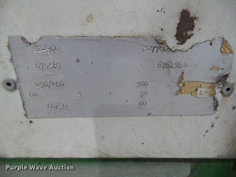 image for item DZ9295 (3) welders