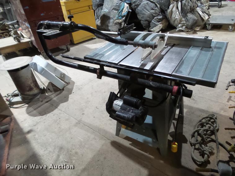 image for item DZ9296 (4) Delta table saws