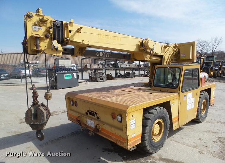 image for item DZ9298 1996 Grove AP410 crane