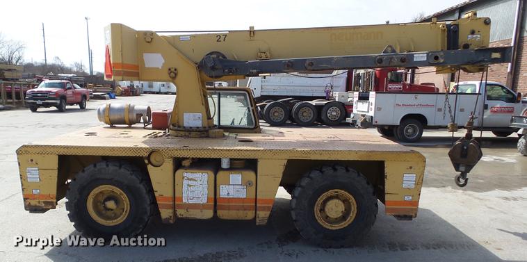 image for item DZ9298 1996 Grove AP410 crane