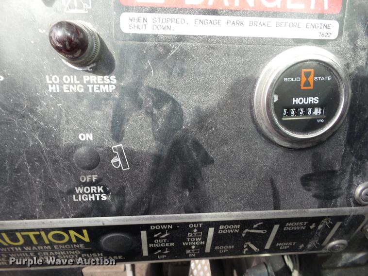 image for item DZ9298 1996 Grove AP410 crane