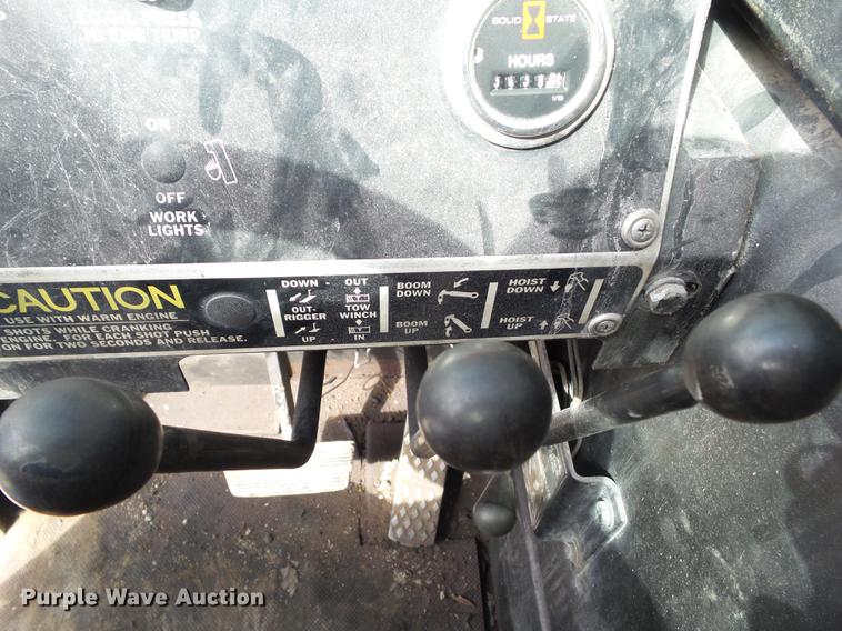 image for item DZ9298 1996 Grove AP410 crane