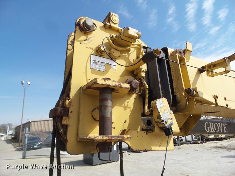image for item DZ9298 1996 Grove AP410 crane