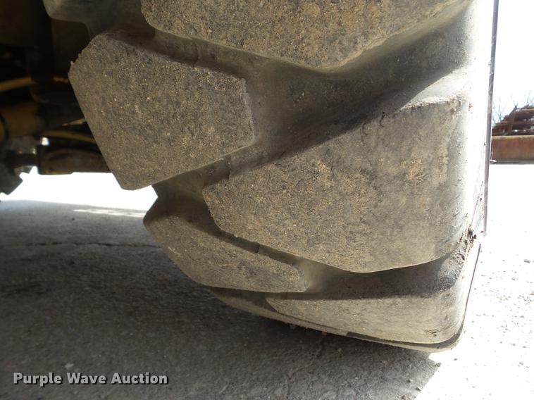 image for item DZ9298 1996 Grove AP410 crane