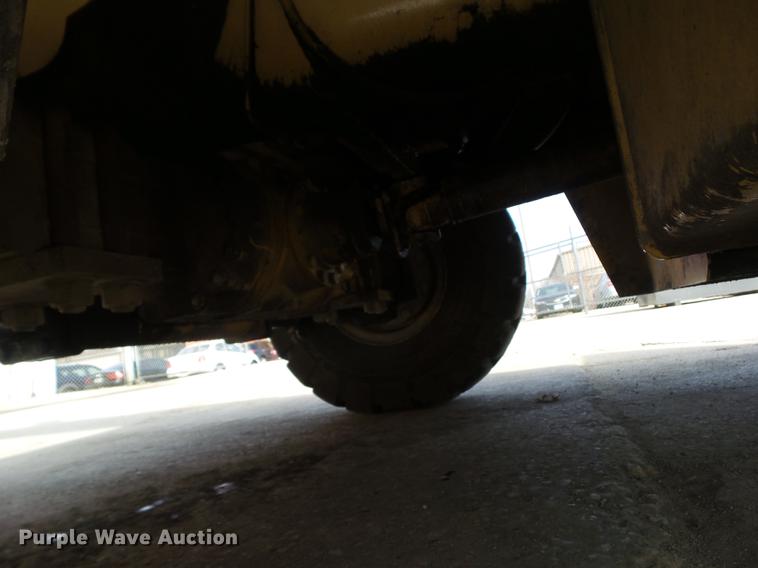 image for item DZ9298 1996 Grove AP410 crane