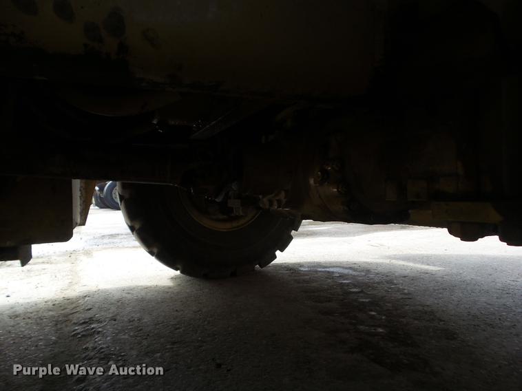 image for item DZ9298 1996 Grove AP410 crane