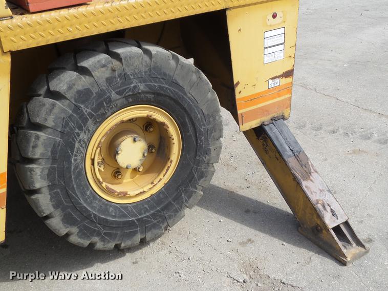 image for item DZ9298 1996 Grove AP410 crane