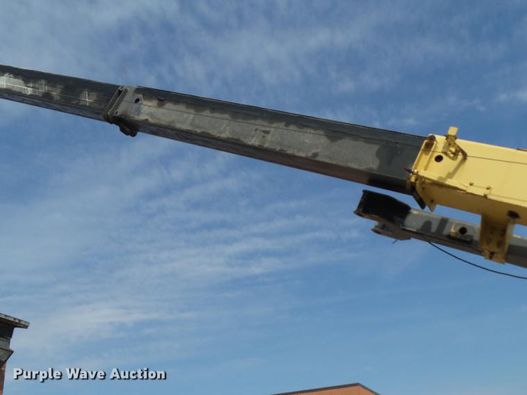 image for item DZ9298 1996 Grove AP410 crane