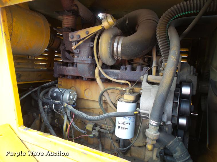 image for item DZ9300 1977 Grove RT620S crane