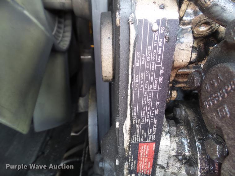 image for item DZ9300 1977 Grove RT620S crane