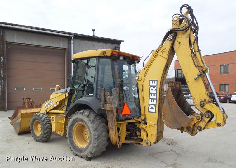 image for item DZ9301 2003 John Deere 310SG backhoe