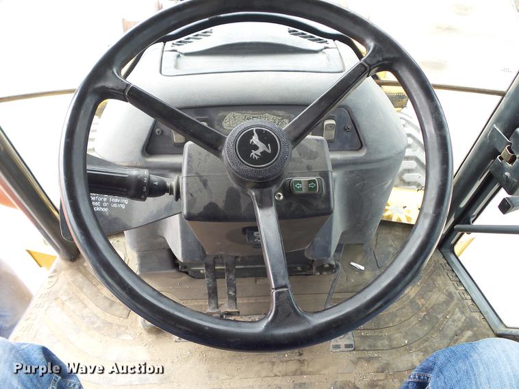 image for item DZ9301 2003 John Deere 310SG backhoe