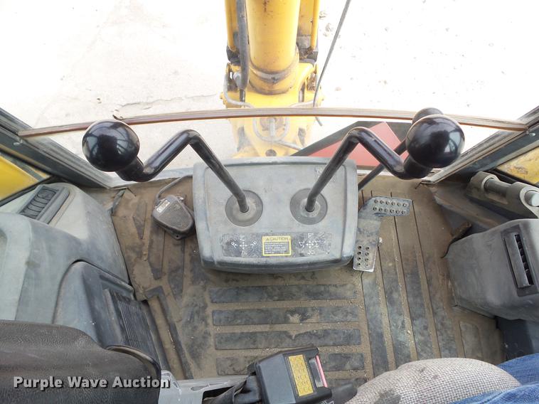 image for item DZ9301 2003 John Deere 310SG backhoe