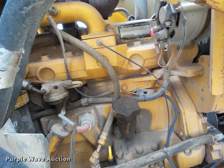 image for item DZ9301 2003 John Deere 310SG backhoe